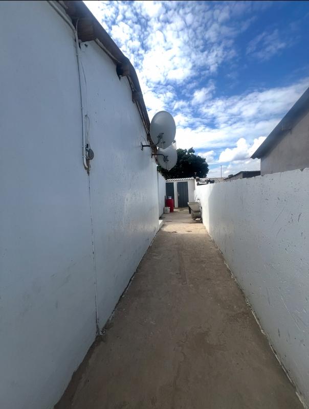 11 Bedroom Property for Sale in Tembisa Central Gauteng