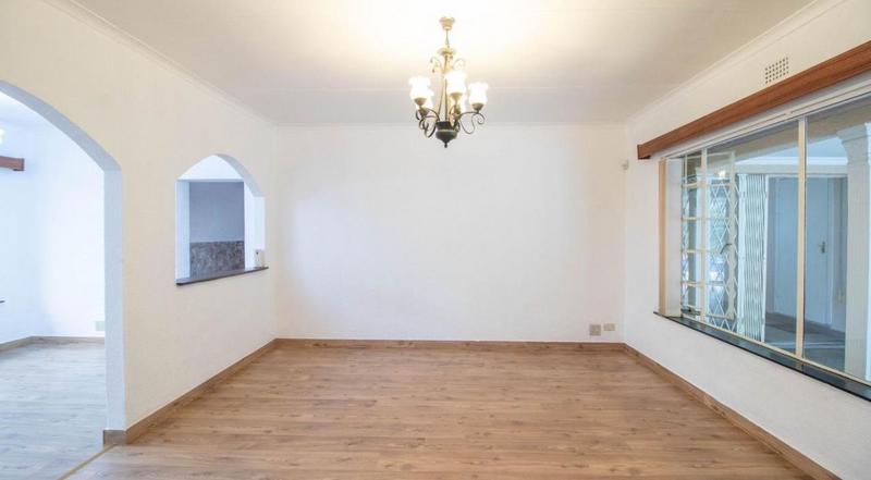 4 Bedroom Property for Sale in Van Riebeeck Park Gauteng