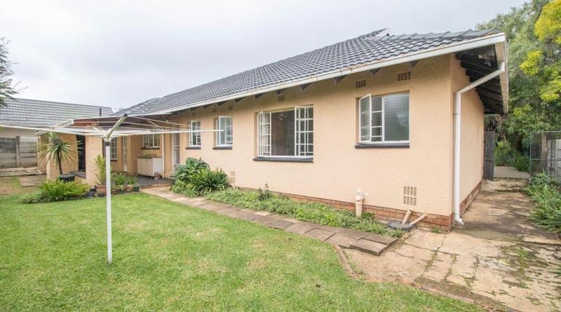 4 Bedroom Property for Sale in Van Riebeeck Park Gauteng