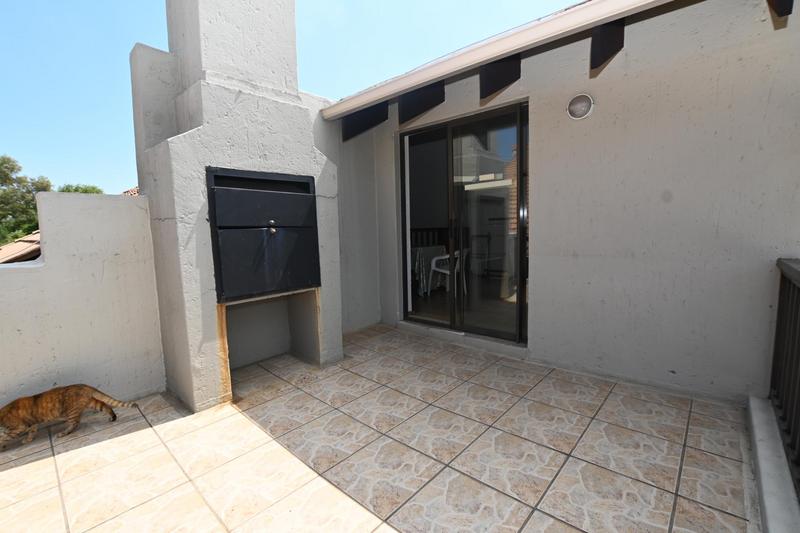 To Let 2 Bedroom Property for Rent in Paulshof Gauteng
