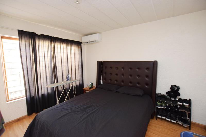 2 Bedroom Property for Sale in Sandown Gauteng