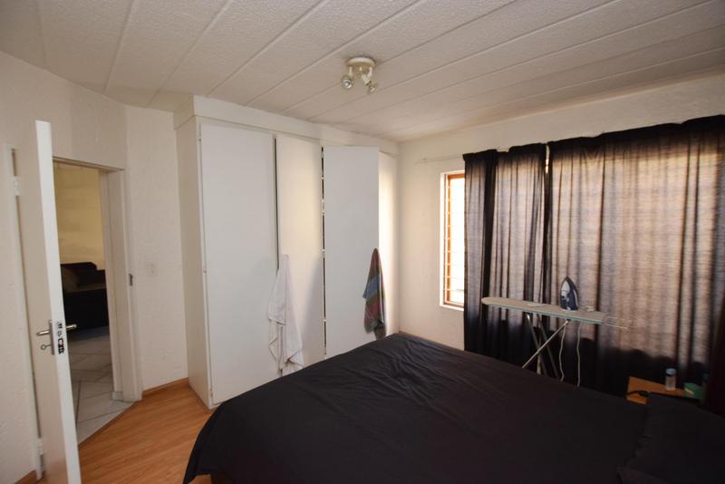 2 Bedroom Property for Sale in Sandown Gauteng