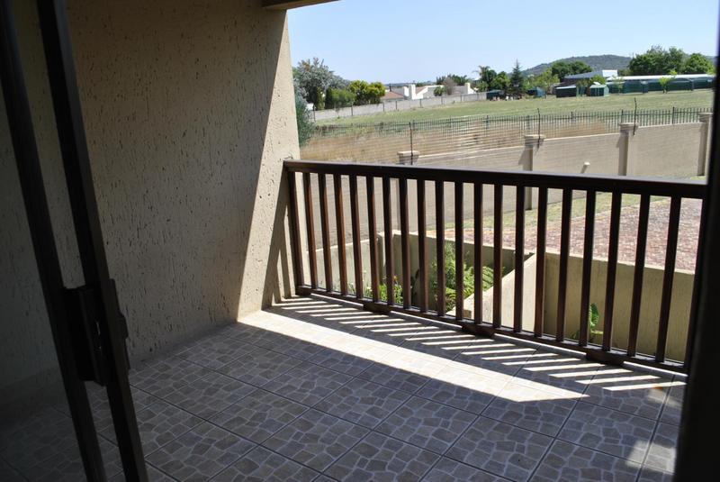1 Bedroom Property for Sale in Sunninghill Gauteng