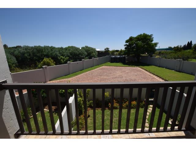 1 Bedroom Property for Sale in Sunninghill Gauteng