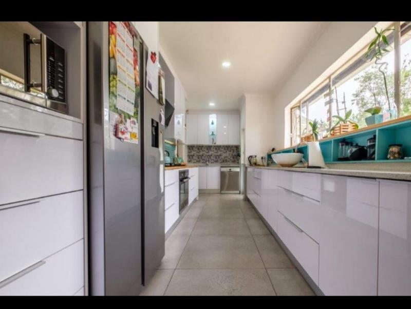 5 Bedroom Property for Sale in Freeway Park Gauteng