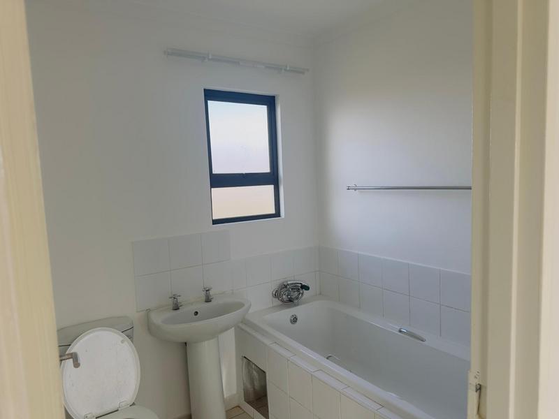 3 Bedroom Property for Sale in Windmill Park Gauteng