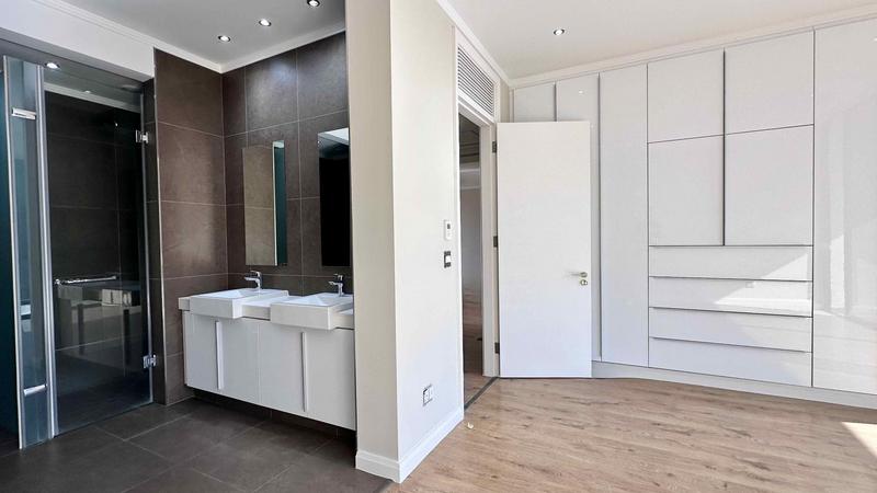 2 Bedroom Property for Sale in Morningside Gauteng