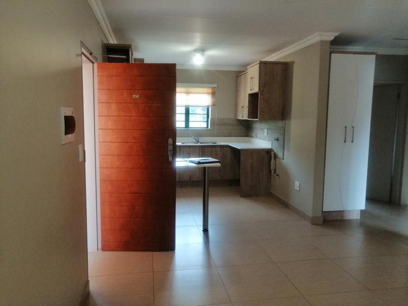 2 Bedroom Property for Sale in Annlin Gauteng