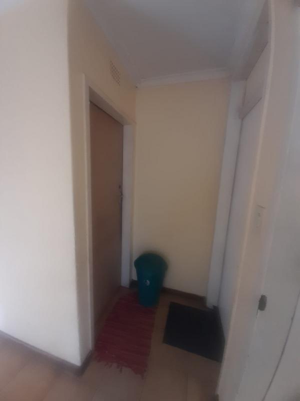 6 Bedroom Property for Sale in Hospital View Gauteng