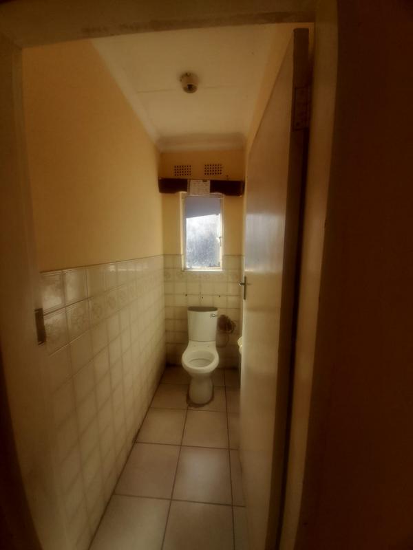 6 Bedroom Property for Sale in Hospital View Gauteng