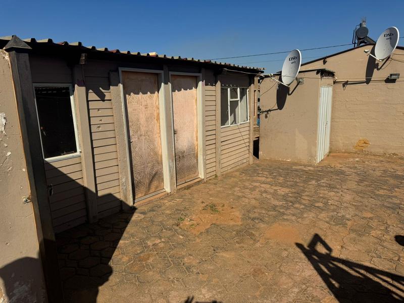 10 Bedroom Property for Sale in Ga-Rankuwa Gauteng