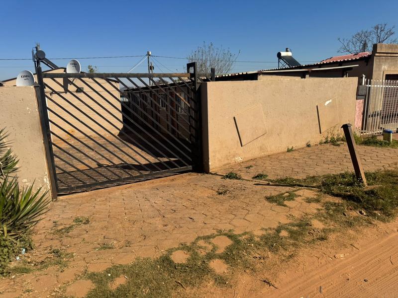 10 Bedroom Property for Sale in Ga-Rankuwa Gauteng