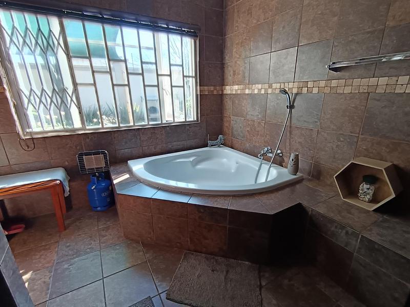 3 Bedroom Property for Sale in Fishers Hill Gauteng