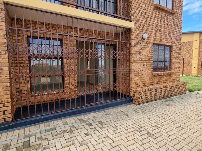 2 Bedroom Property for Sale in Dawn Park Gauteng
