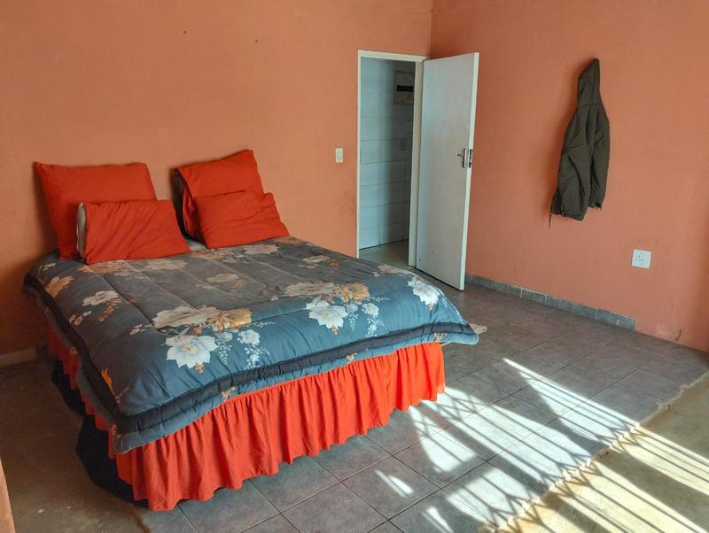 2 Bedroom Property for Sale in Vosloorus Gauteng