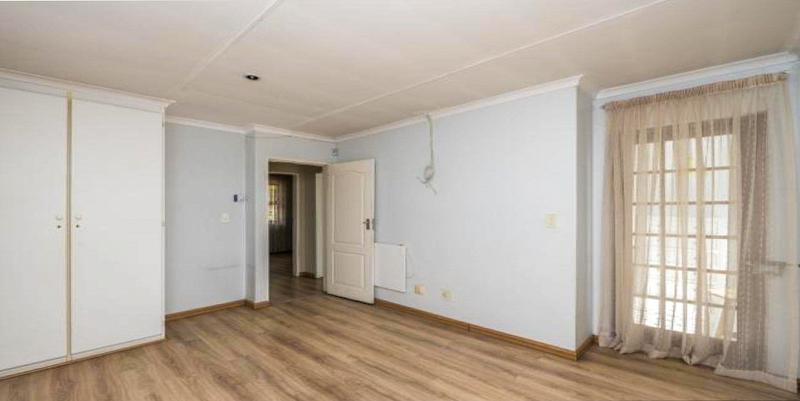 3 Bedroom Property for Sale in Ridgeway Gauteng