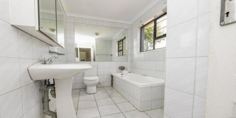 3 Bedroom Property for Sale in Ridgeway Gauteng