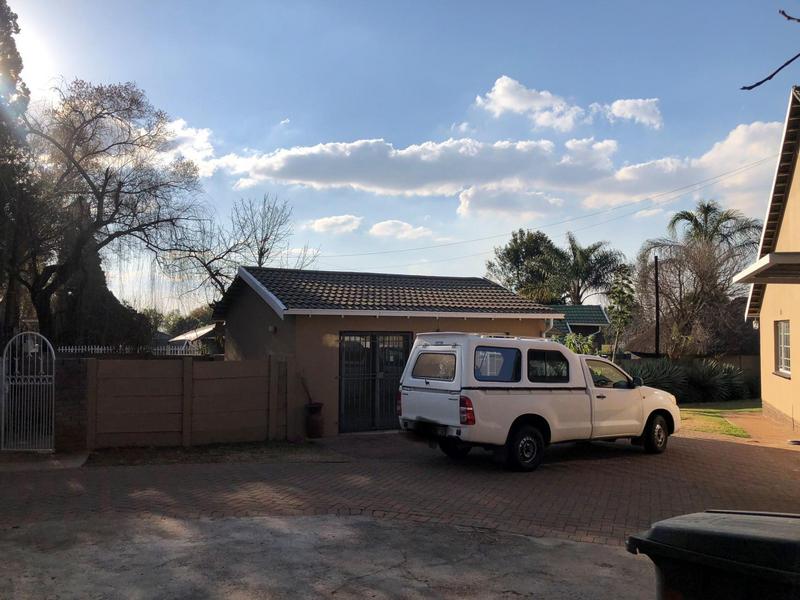 4 Bedroom Property for Sale in Strubensvallei Gauteng