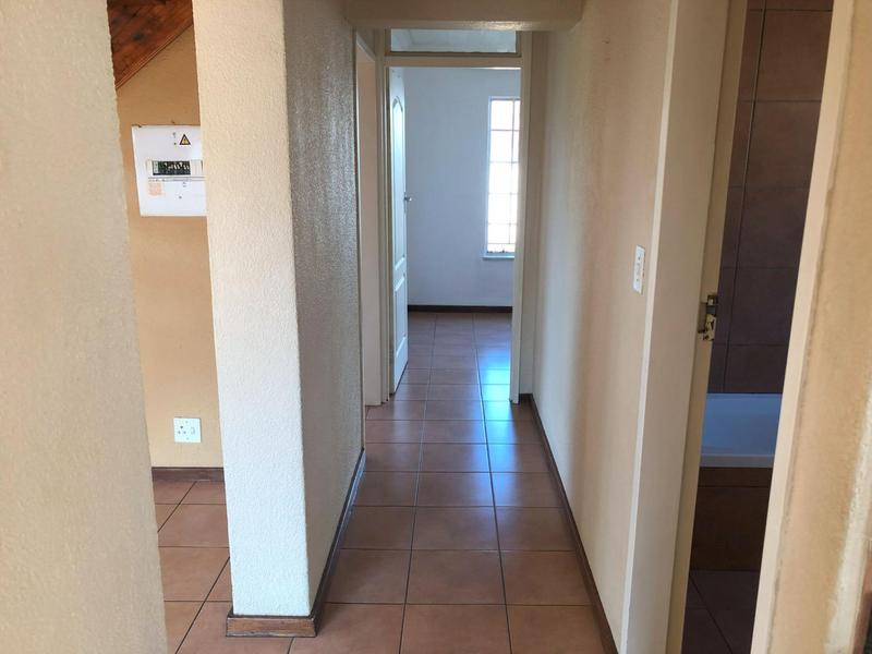 4 Bedroom Property for Sale in Strubensvallei Gauteng
