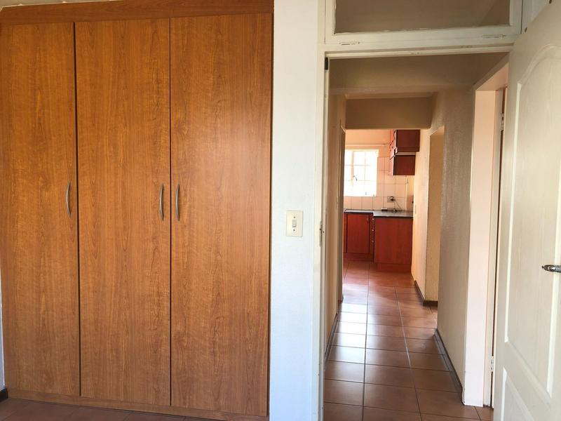 4 Bedroom Property for Sale in Strubensvallei Gauteng