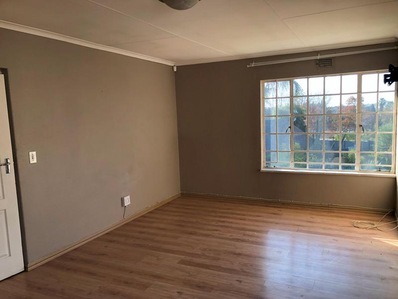 4 Bedroom Property for Sale in Strubensvallei Gauteng