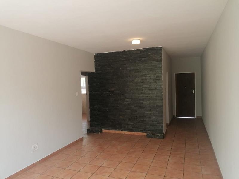 2 Bedroom Property for Sale in Florauna Gauteng