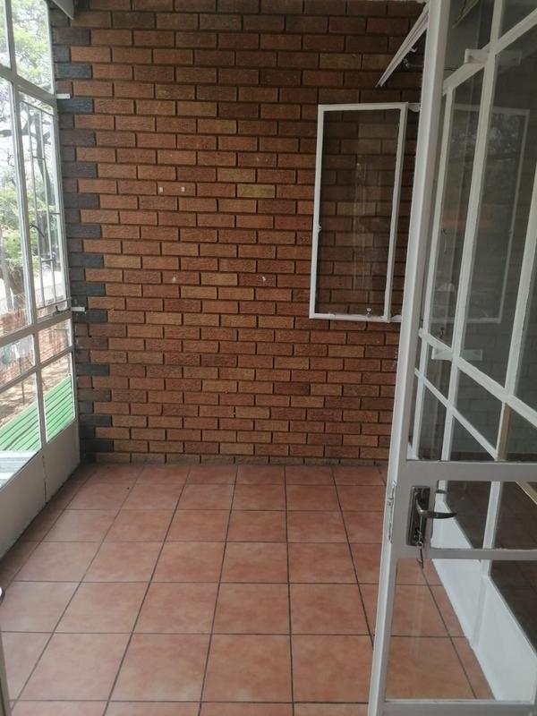 2 Bedroom Property for Sale in Florauna Gauteng