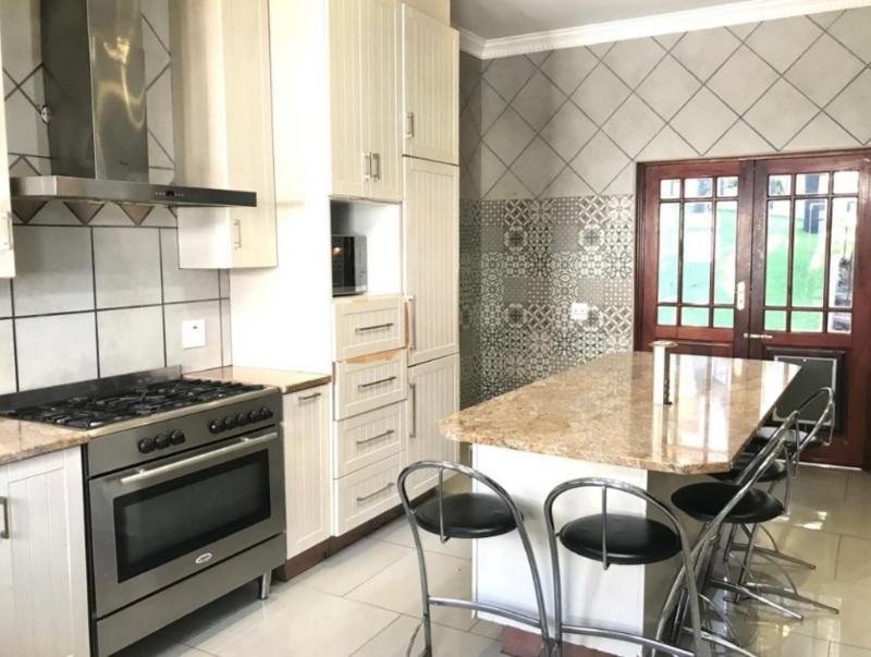 7 Bedroom Property for Sale in Waterkloof Ridge Gauteng