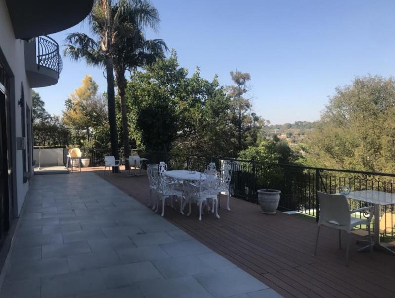 7 Bedroom Property for Sale in Waterkloof Ridge Gauteng