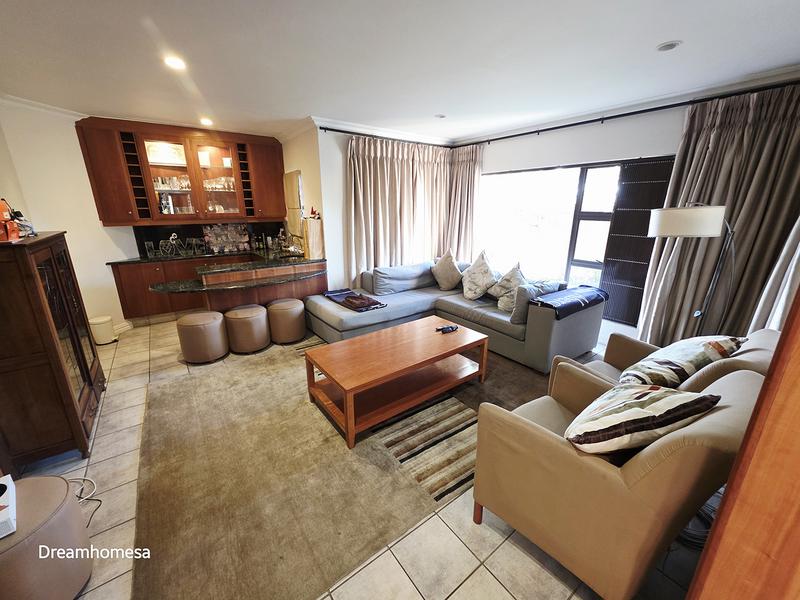 To Let 4 Bedroom Property for Rent in River Club Gauteng