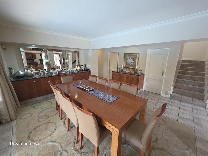 To Let 4 Bedroom Property for Rent in River Club Gauteng