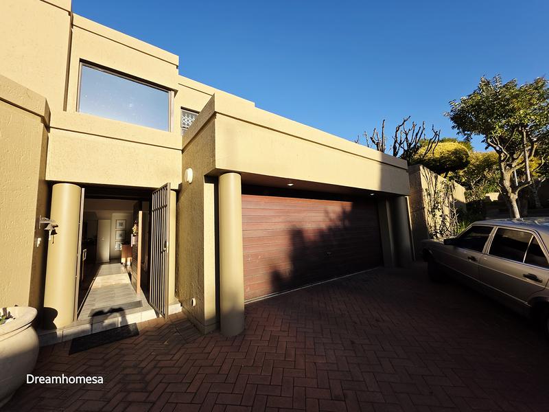 To Let 4 Bedroom Property for Rent in River Club Gauteng