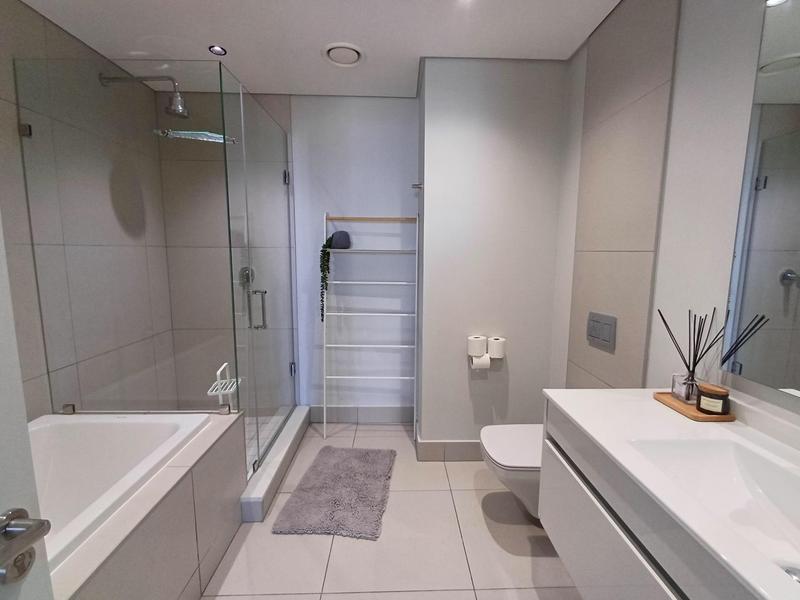 2 Bedroom Property for Sale in Waterfall Gauteng