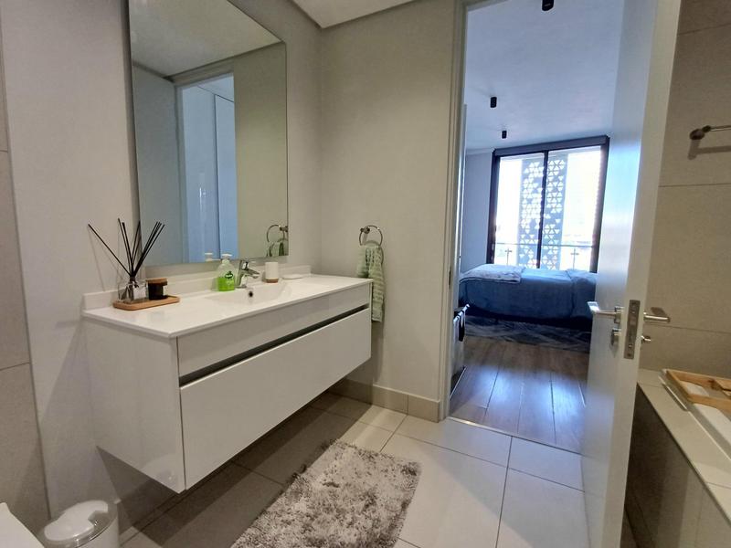2 Bedroom Property for Sale in Waterfall Gauteng
