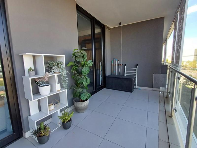 2 Bedroom Property for Sale in Waterfall Gauteng