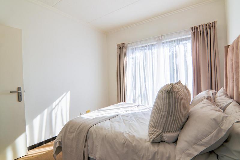 To Let 1 Bedroom Property for Rent in Paulshof Gauteng