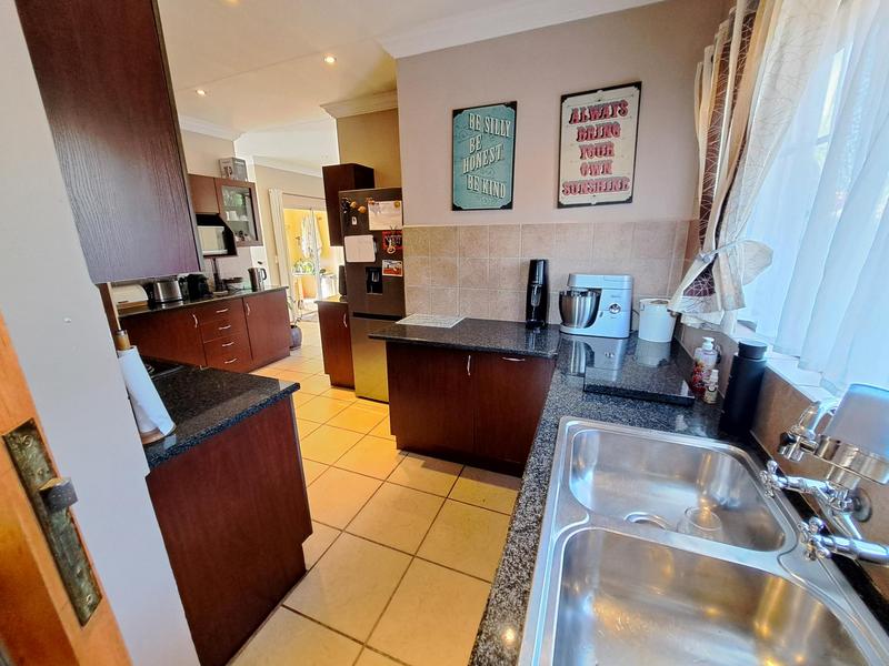 3 Bedroom Property for Sale in Equestria Gauteng