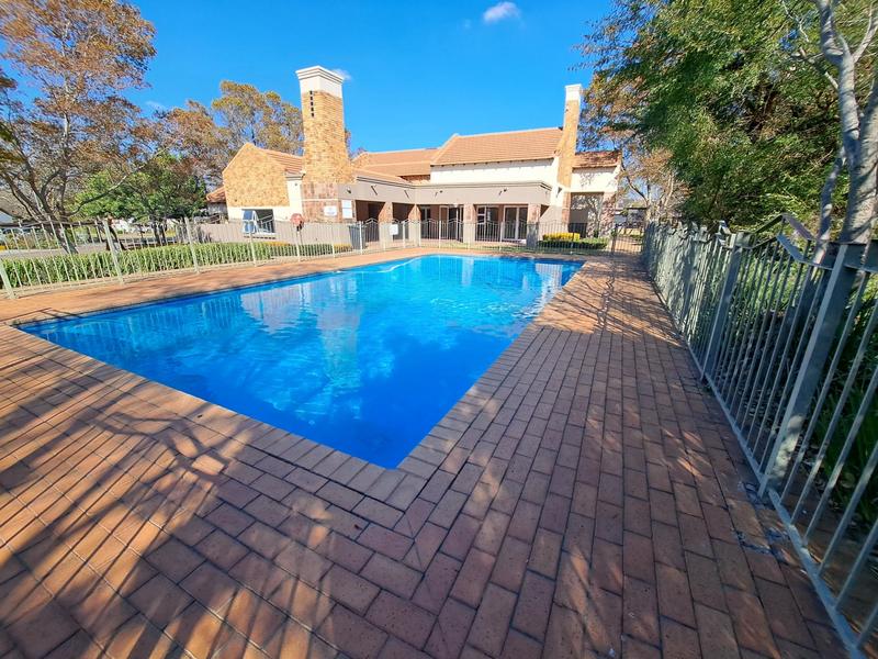 4 Bedroom Property for Sale in Stone Ridge Gauteng