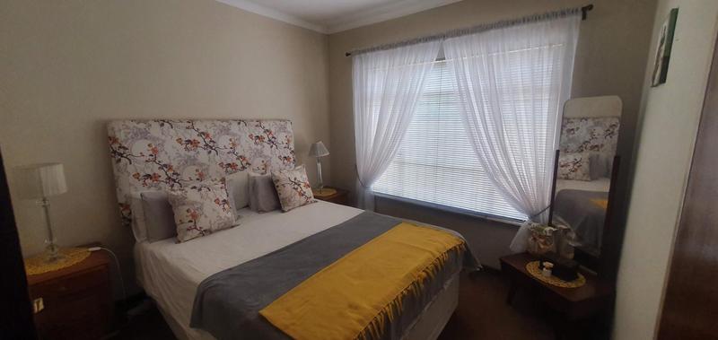 4 Bedroom Property for Sale in Pierre Van Ryneveld Gauteng