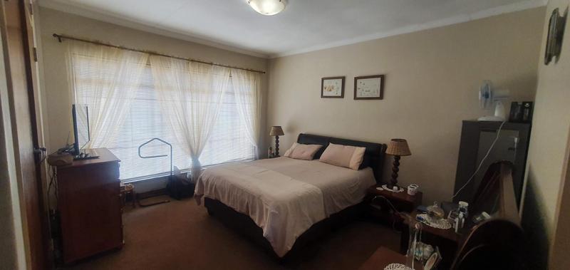 4 Bedroom Property for Sale in Pierre Van Ryneveld Gauteng