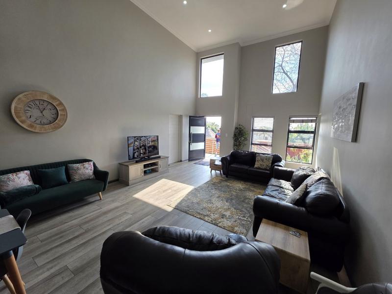 6 Bedroom Property for Sale in Montana Park Gauteng