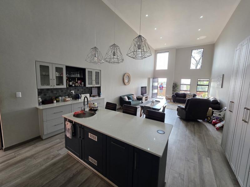6 Bedroom Property for Sale in Montana Park Gauteng