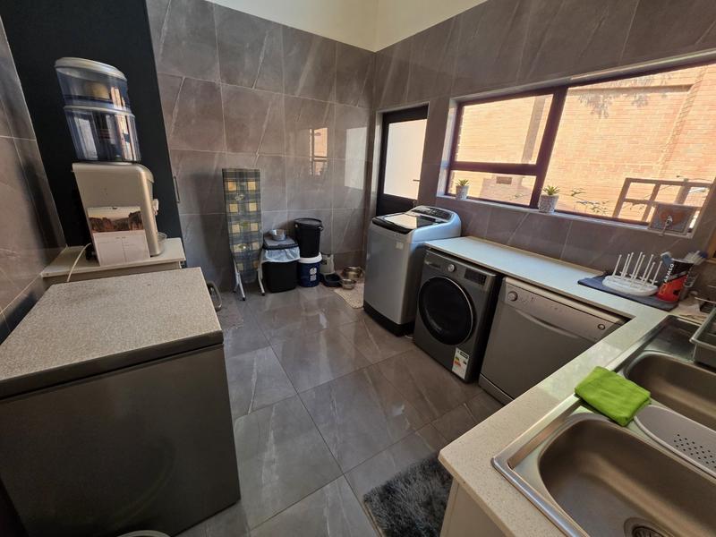 6 Bedroom Property for Sale in Montana Park Gauteng