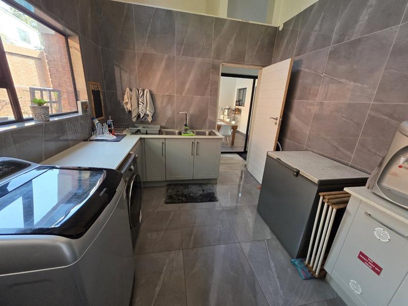 6 Bedroom Property for Sale in Montana Park Gauteng