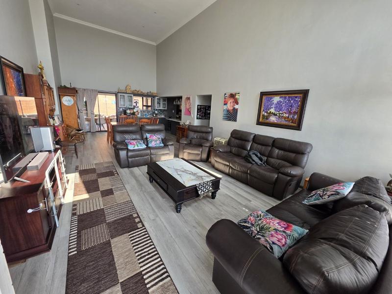 6 Bedroom Property for Sale in Montana Park Gauteng