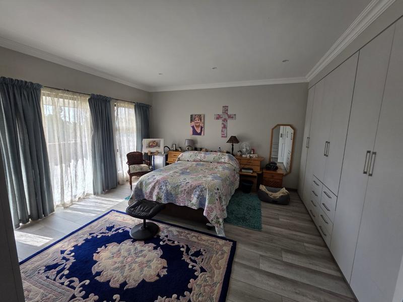6 Bedroom Property for Sale in Montana Park Gauteng