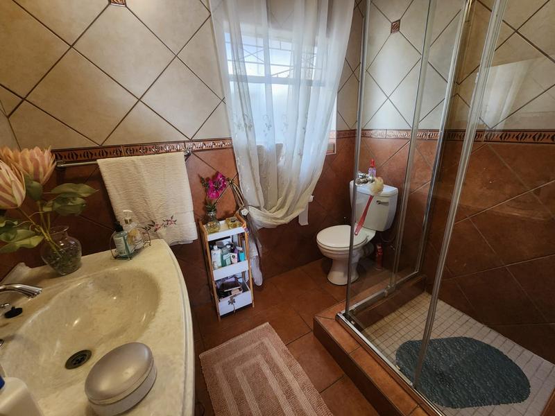 3 Bedroom Property for Sale in Verwoerdpark Gauteng