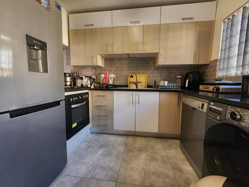 2 Bedroom Property for Sale in Glenvista Gauteng
