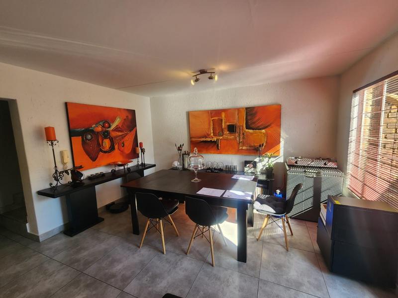 2 Bedroom Property for Sale in Glenvista Gauteng