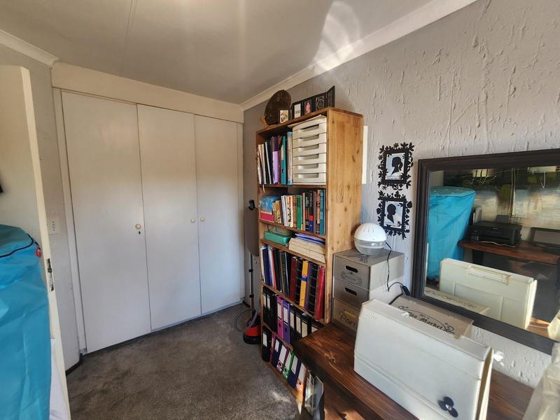 2 Bedroom Property for Sale in Glenvista Gauteng